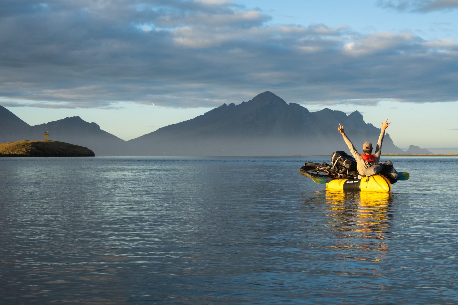jpg/Alpha-Universe-WIMB-2024-Chris-Burkard-8-1200_boundsolr1p2.jpg?height=1200&fit=bounds