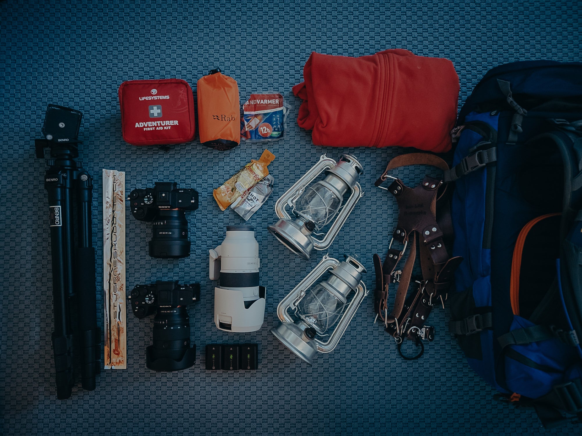 Maria Hildebrand adventure wedding photography kit